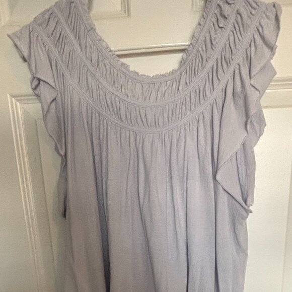 Free People Smocked Off the Shoulder Top - Lilac - Like NEW - Picture 7 of 8